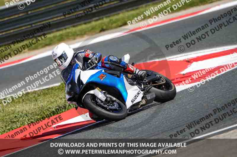 cadwell no limits trackday;cadwell park;cadwell park photographs;cadwell trackday photographs;enduro digital images;event digital images;eventdigitalimages;navarra;no limits trackdays;peter wileman photography;racing digital images;trackday digital images;trackday photos